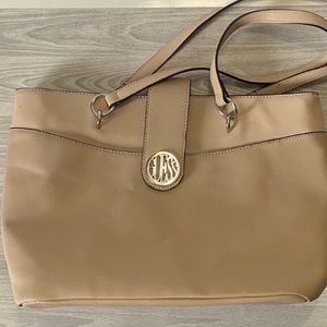 🌸free with purchase🌸Guess Purse